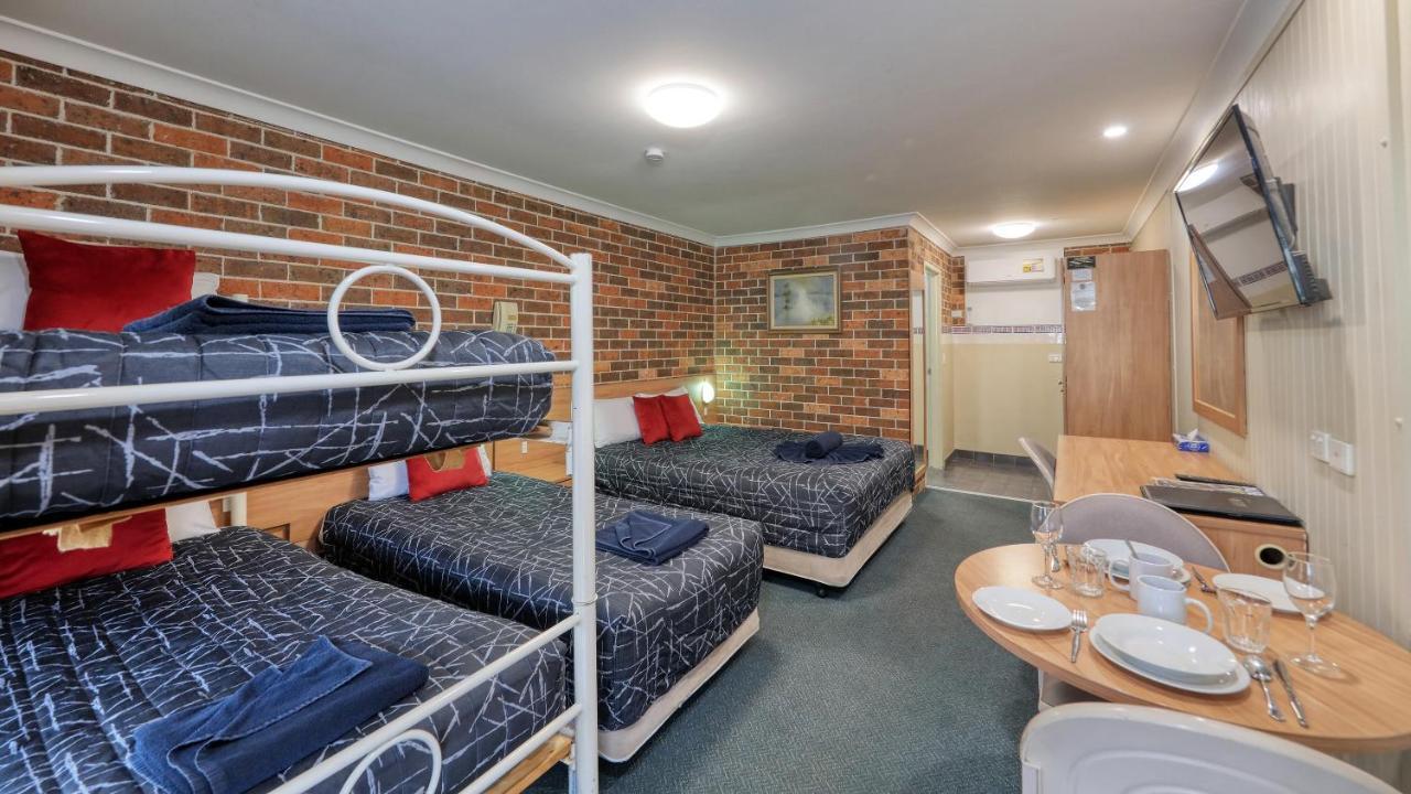 Forest Lodge Motor Inn & Restaurant Dubbo Eksteriør billede